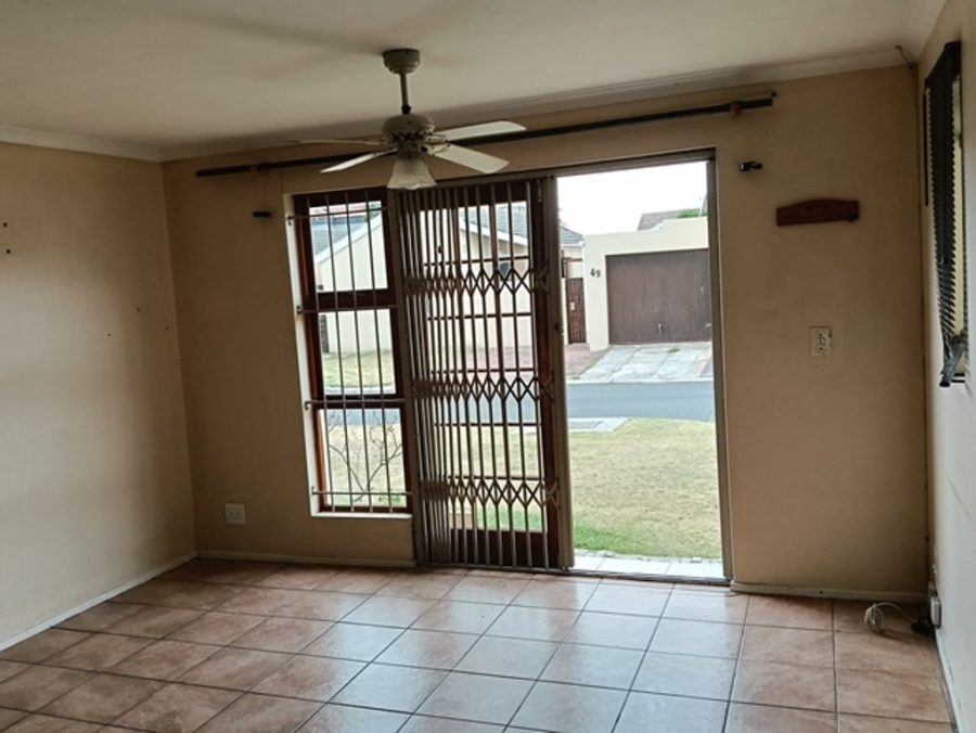 2 Bedroom Property for Sale in Fairview Golf Estate Western Cape